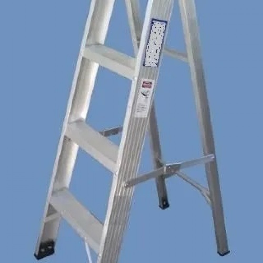 escalera-aluminio-techo-plastico-4-esc-alt-1-mts-a2004